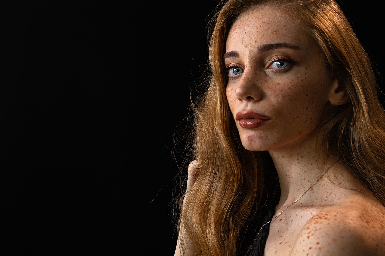 Free Woman Face photo and picture