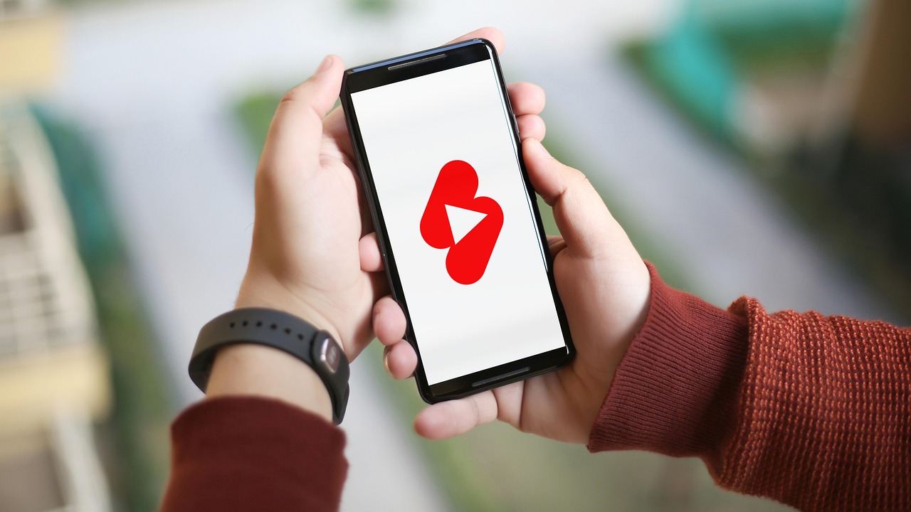 광고 없는 몰입의 즐거움! 2025년 글로벌 유튜브 프리미엄 이용률 TOP 10 분석!